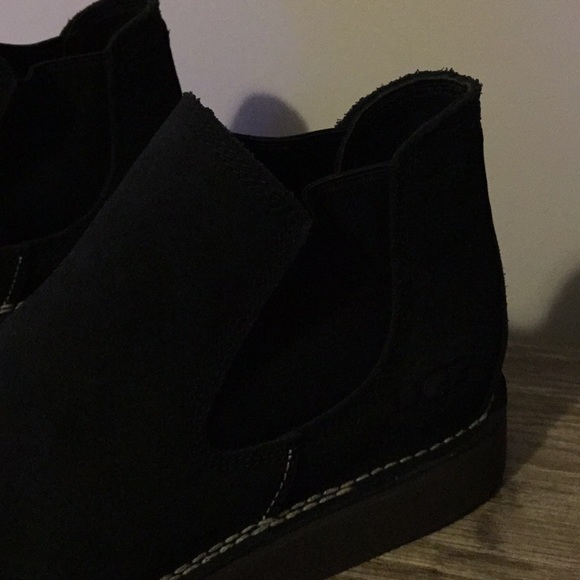 UGG boots MEN 13 Camino Black Chelsea Boots - Picture 5 of 11